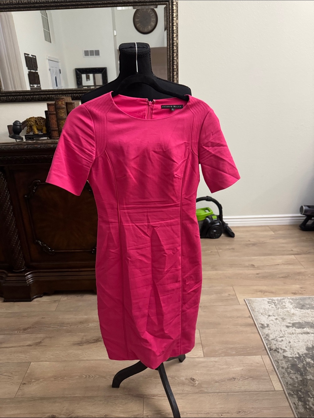 ANTONIO MELANI Vibrant Hot Pink Short-Sleeve Sheath Dress